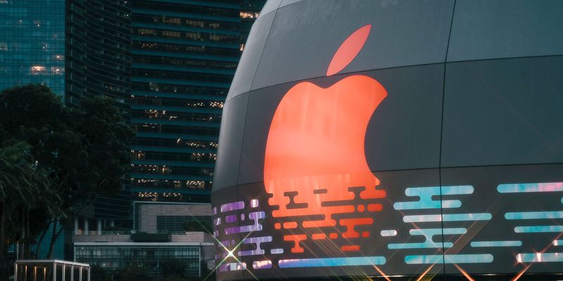 يقول القاضي إن تسوية البحث عن الحقائب في متجر Apple Store ليست مثالية ، ولكن يمكن المضي قدمًا